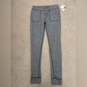 Girls gray athletic Balance collection soft leggings 14/16. NWT